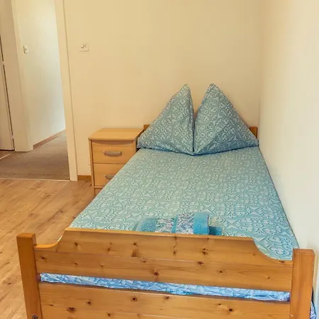 Ausfinn-apartments, Swiss Villa *