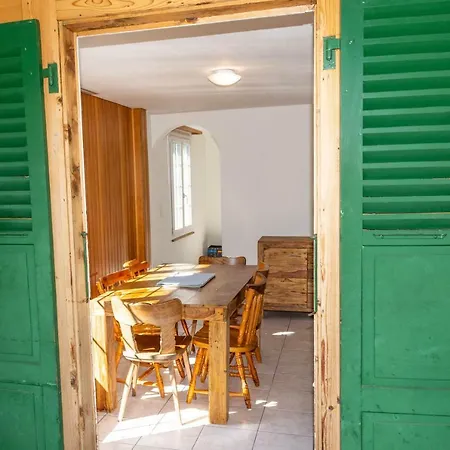 Ausfinn-apartments, Swiss *