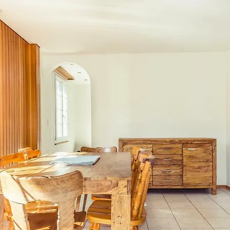 Ausfinn-apartments, Swiss Villa *
